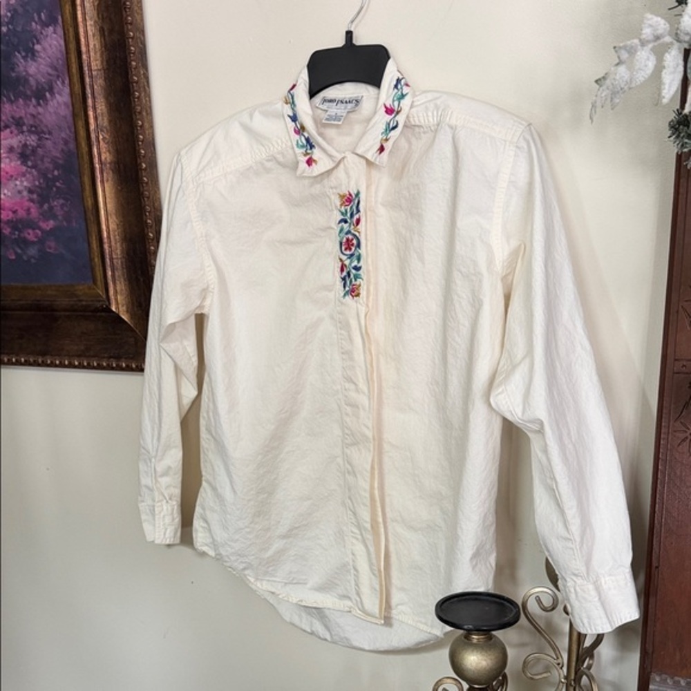 Vintage Ivory Shirt with Floral Embroidery